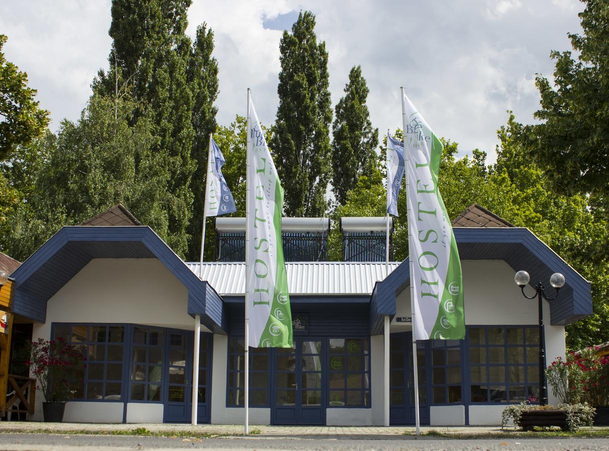Blue Bike Hostel Balatonszárszó Zewnętrze zdjęcie