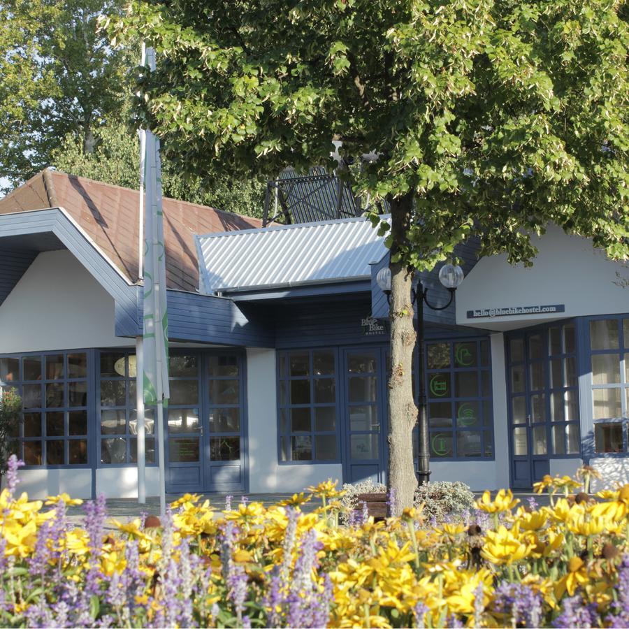 Blue Bike Hostel Balatonszárszó Zewnętrze zdjęcie